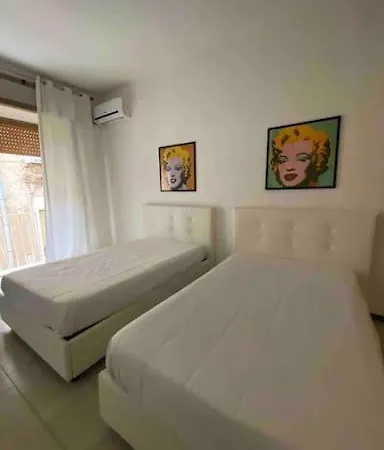 A Casa Di Titty Habitación en casa particular Nápoles